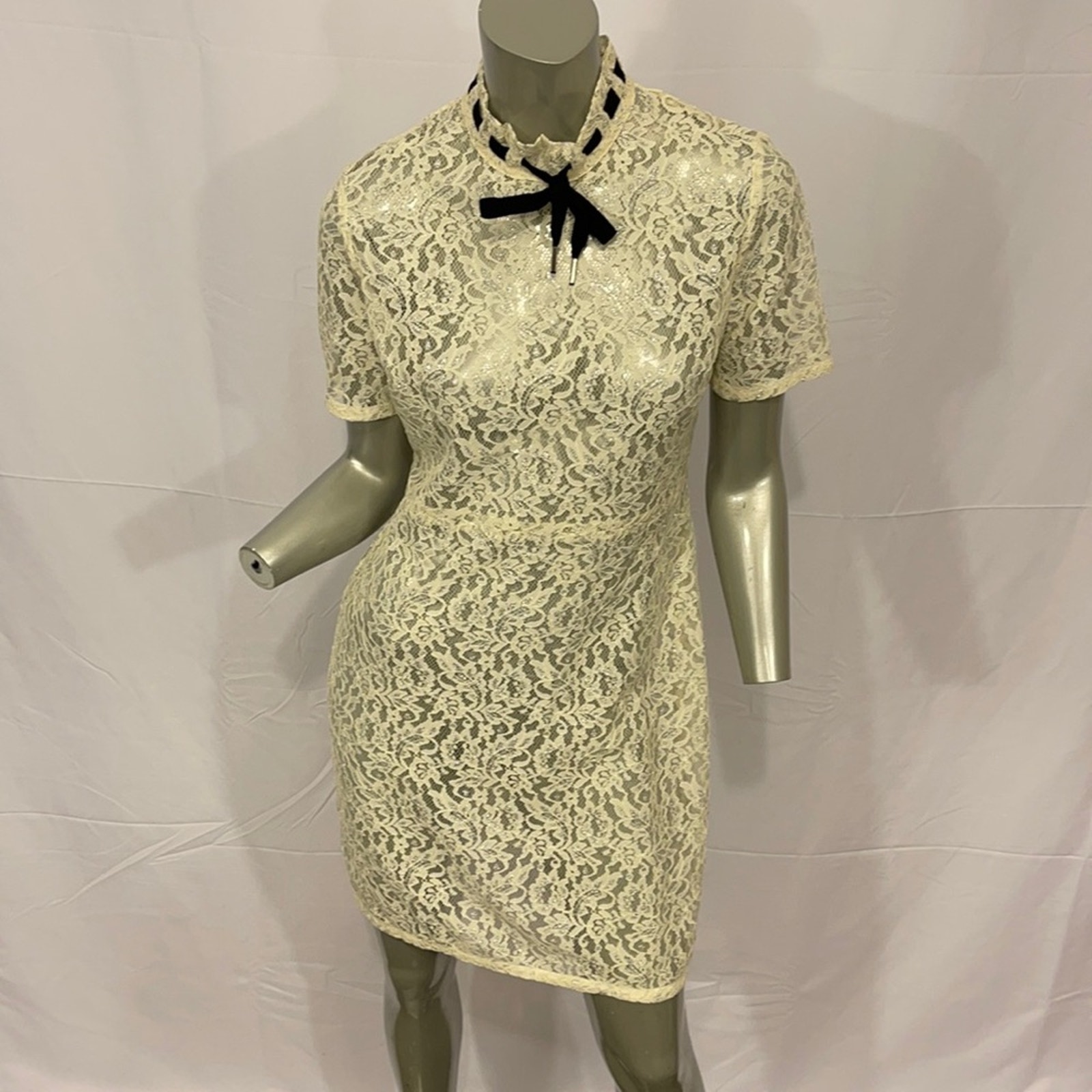 Sandro Paris Tie Neck Short Sleeve Beige Lace Mini Dress Cocktail Size Fr 3